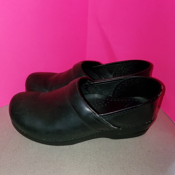 Dansko Clogs - Picture 3 of 6